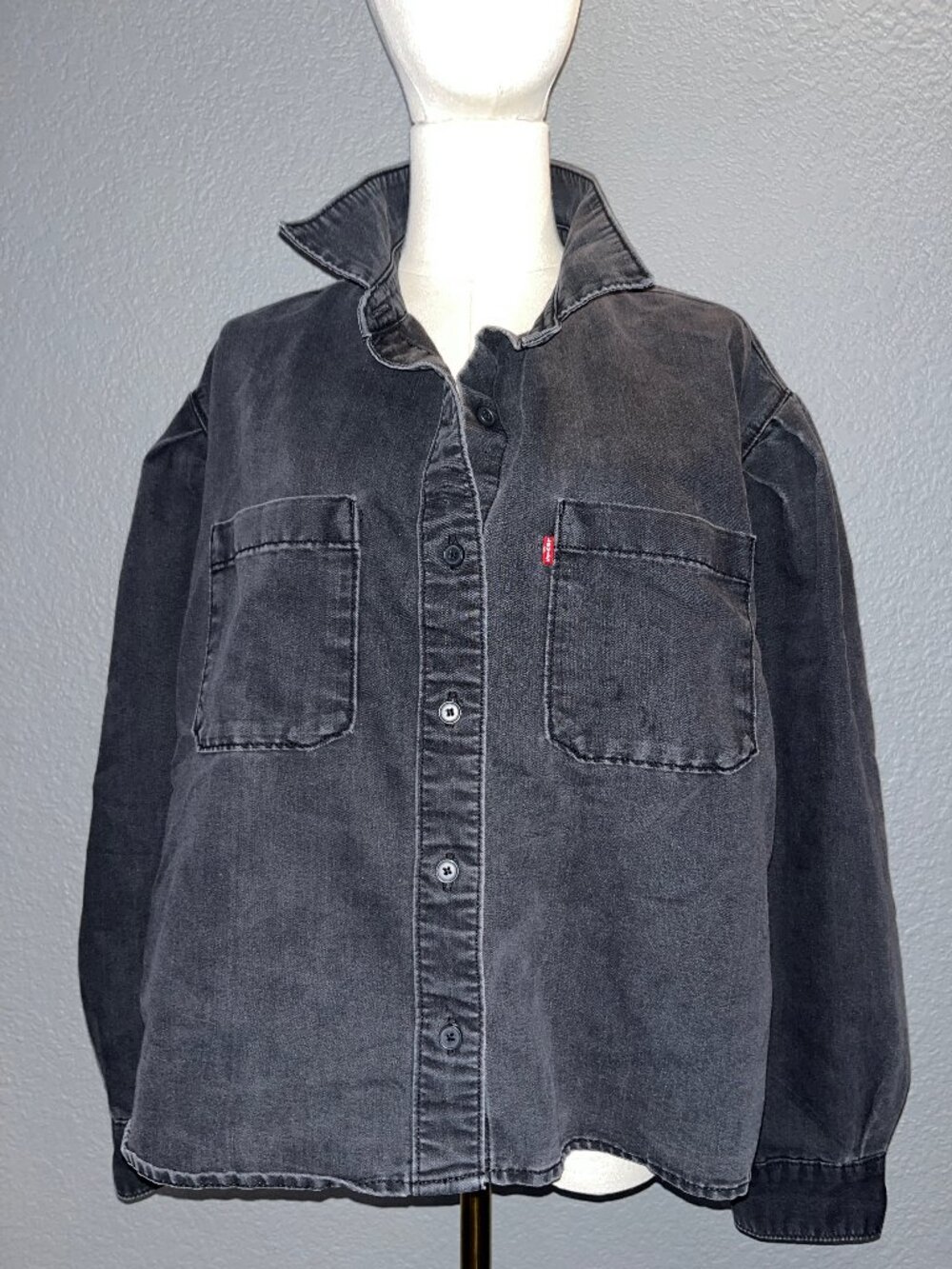 LEVI'S Black Denim Button Down Balloon Sleeve OVERSIZED Cropped Shirt Shacket